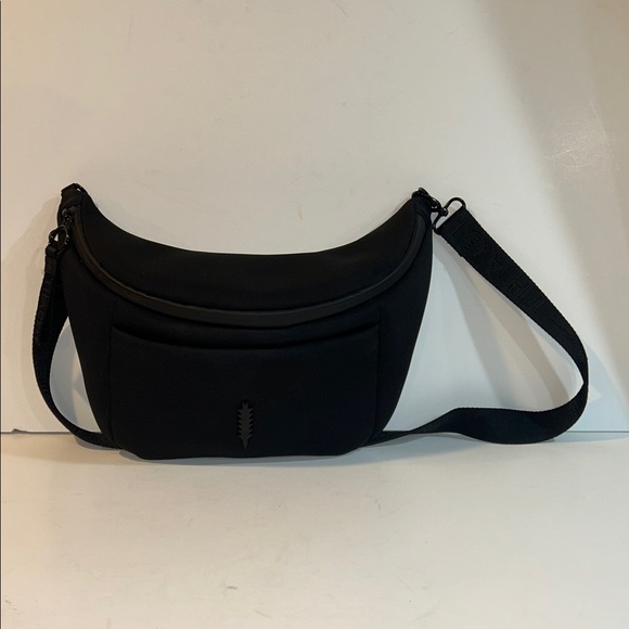 Thacker Salinas Sling Bag - Picture 3 of 15